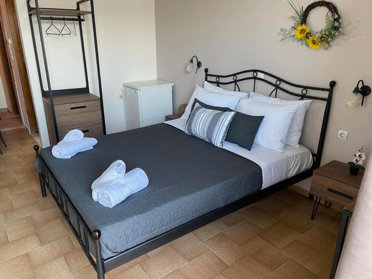 Kokkala Guestrooms Ngoại thất bức ảnh