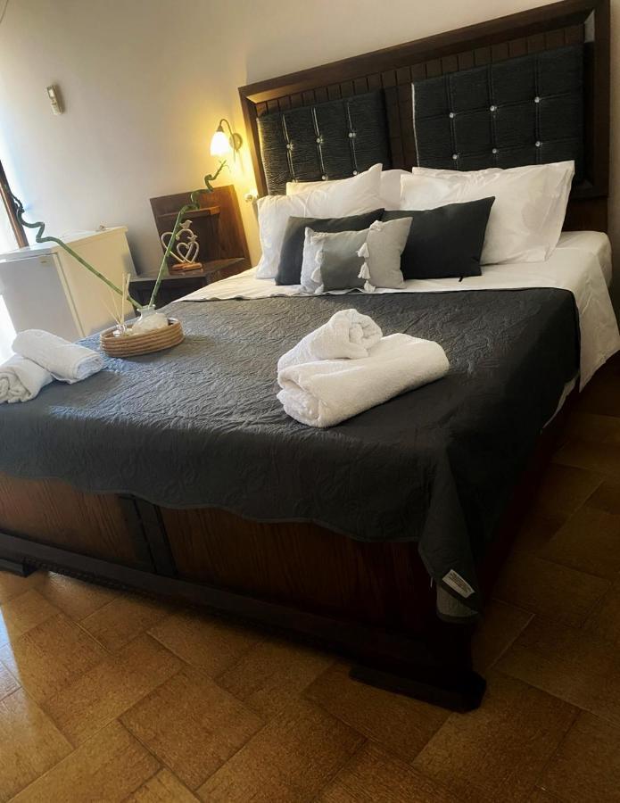 Kokkala Guestrooms Ngoại thất bức ảnh
