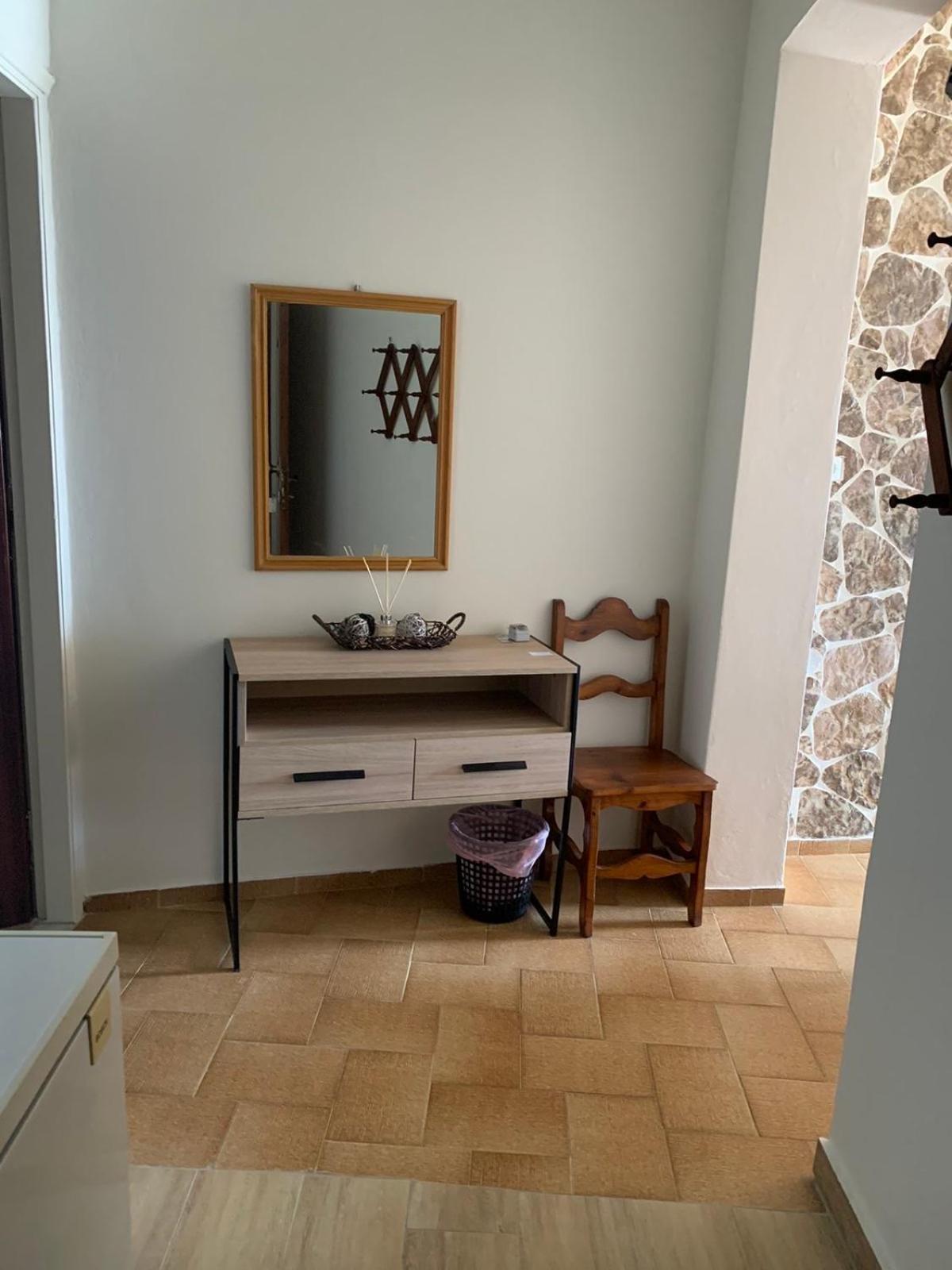 Kokkala Guestrooms Phòng bức ảnh